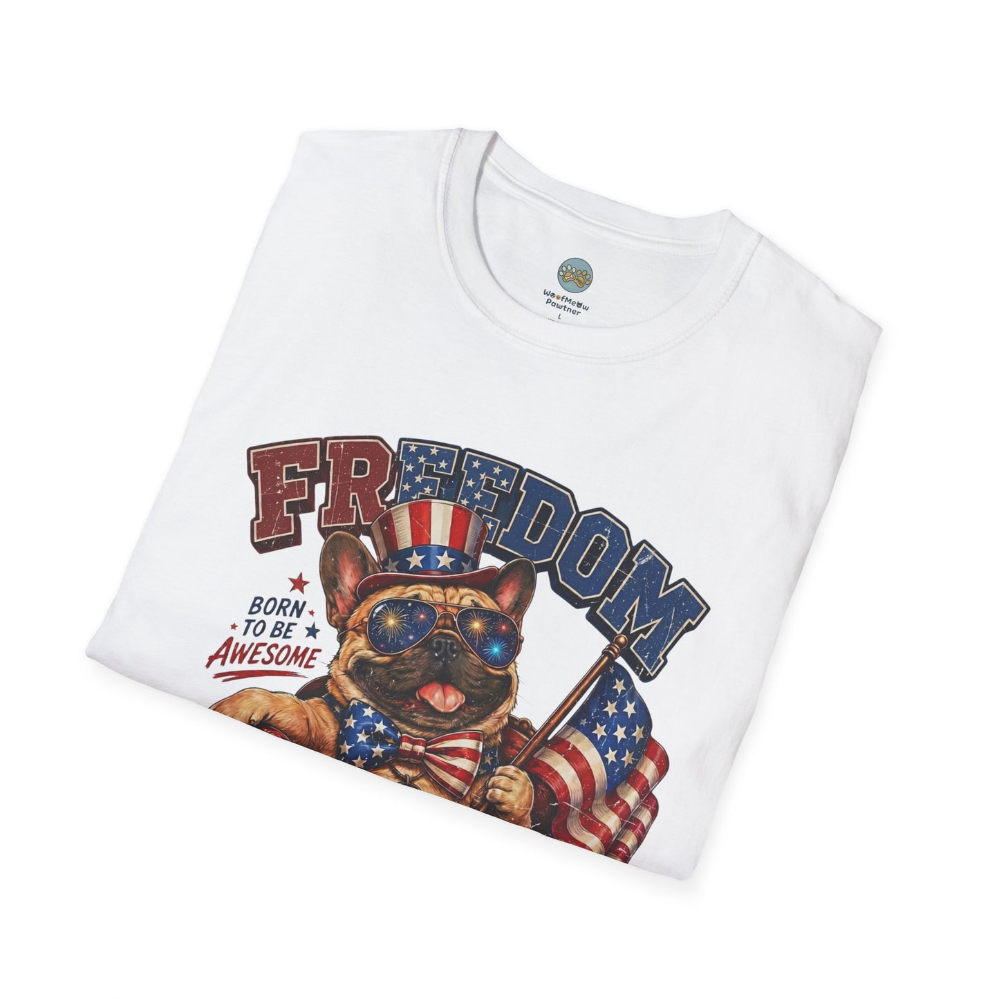 French Bulldog 4th of July Shirt | Freedom Looks Good On Me | Frenchie with American Flag for Dog Lovers | Gildan Softstyle 64000