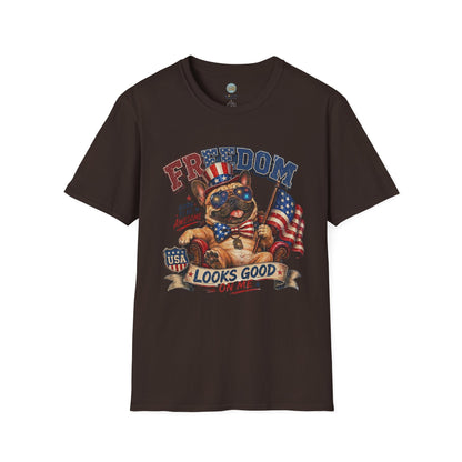 French Bulldog 4th of July Shirt | Freedom Looks Good On Me | Frenchie with American Flag for Dog Lovers | Gildan Softstyle 64000